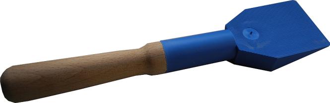 Glazing shovel, blue plastic with wooden handle, 280 x 66m 