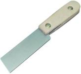 Hacking knife, leather handle. Fine grinded and polished blade of 100 mm length and 32 mm width. Leather-covered handle. 
